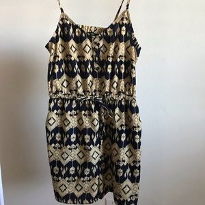 Printed navy blue and beige romper